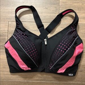 Victoria’s Secret VSX Sport Knockout sports bra.  Size 34DD